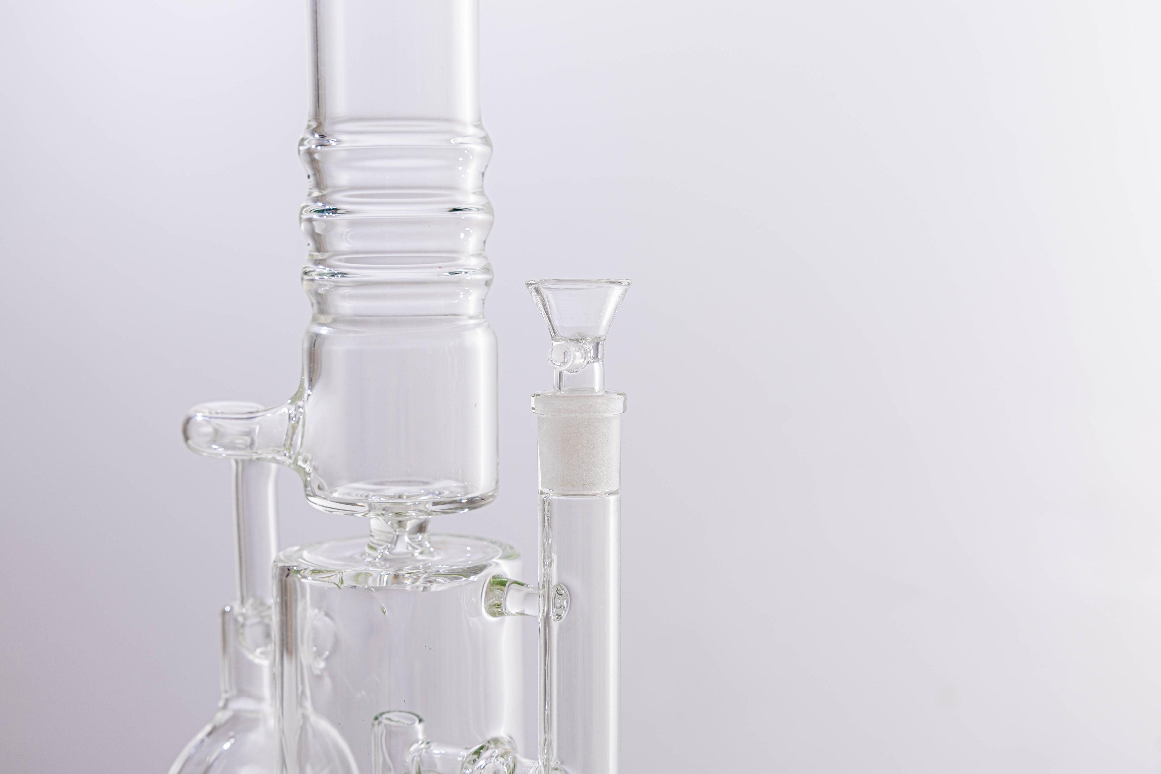 Premium Thick Glass Water Pipe with Dual Percolators – Green Accent